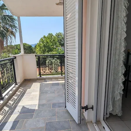 Ekatis Seacoast Nest Holiday home
