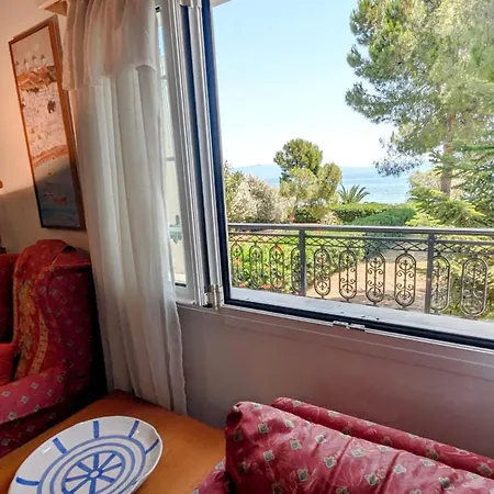 Ekatis Seacoast Nest Holiday home *